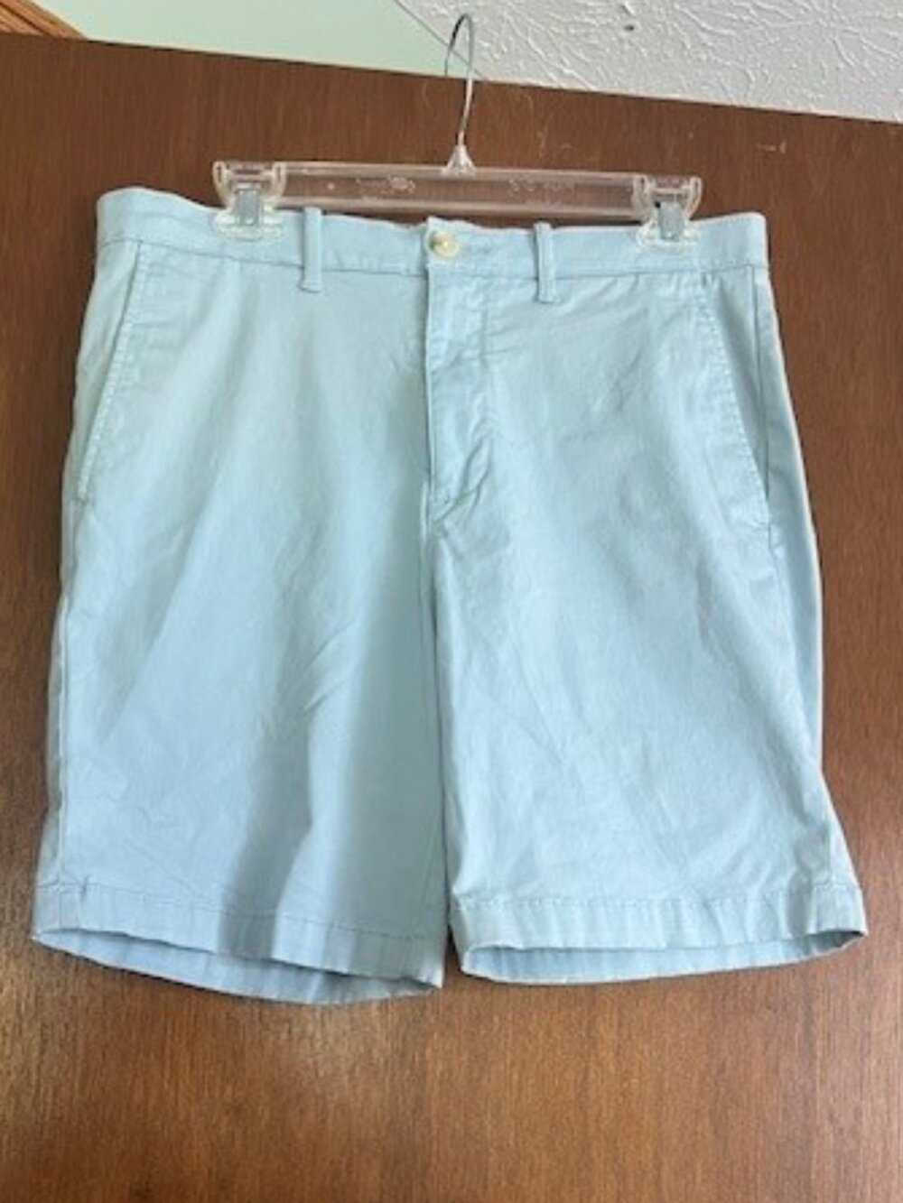 Men's Penguin by Munsingwear shorts size 32 baby blue